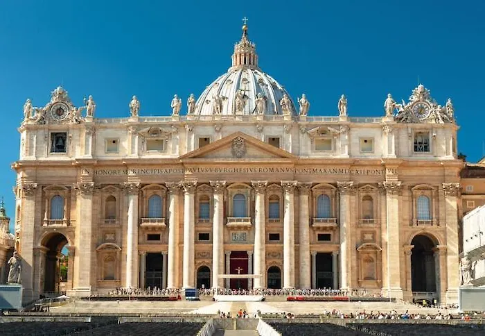 Le 3 Elle Vaticano San Pietro * ローマ